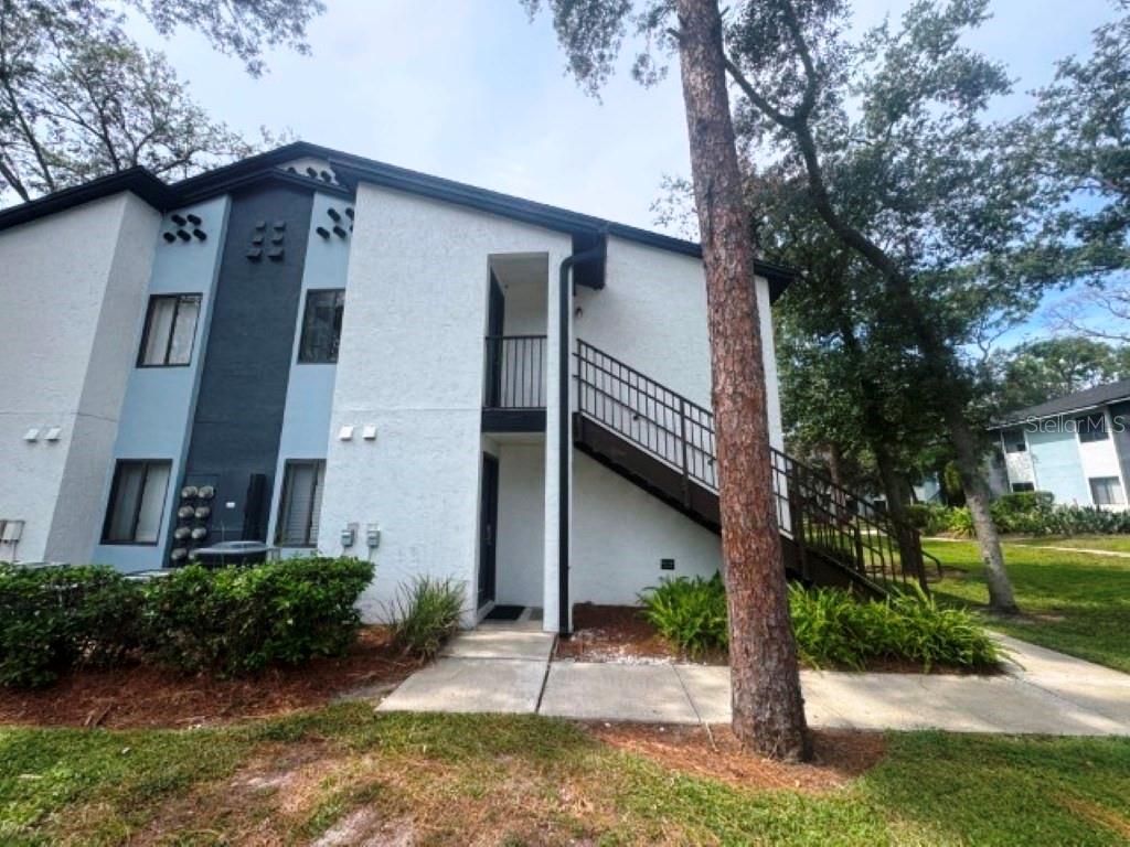 184 RIVERBEND DRIVE 203