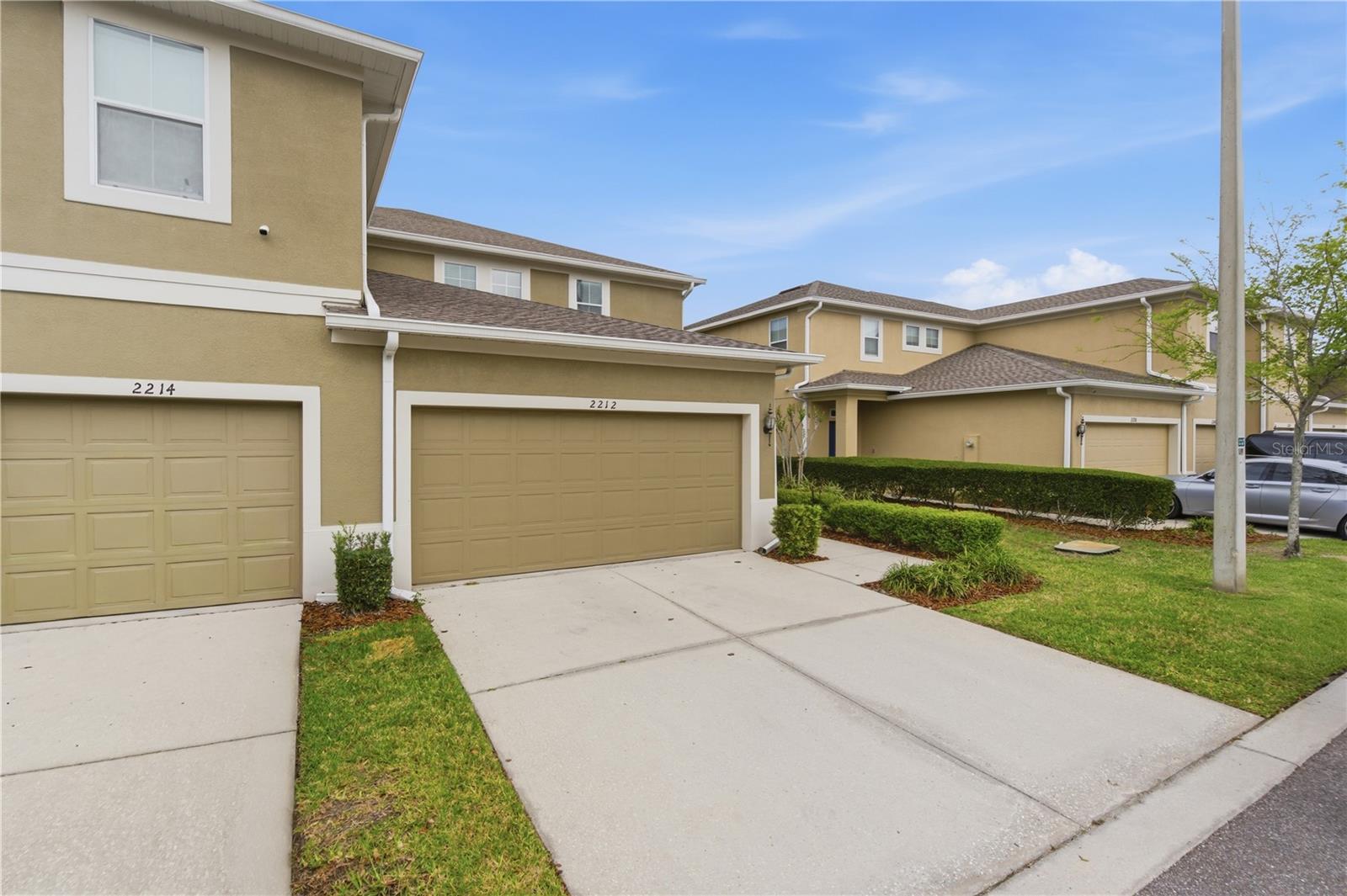 BROADWAY CENTRE TWNHMS - Residential