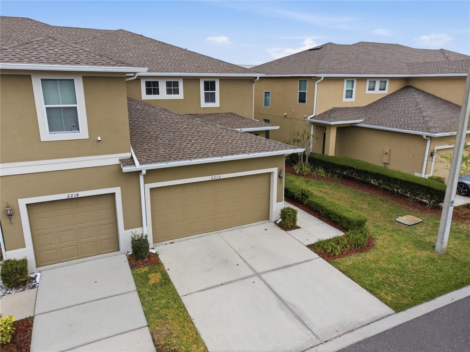 BROADWAY CENTRE TWNHMS - Residential