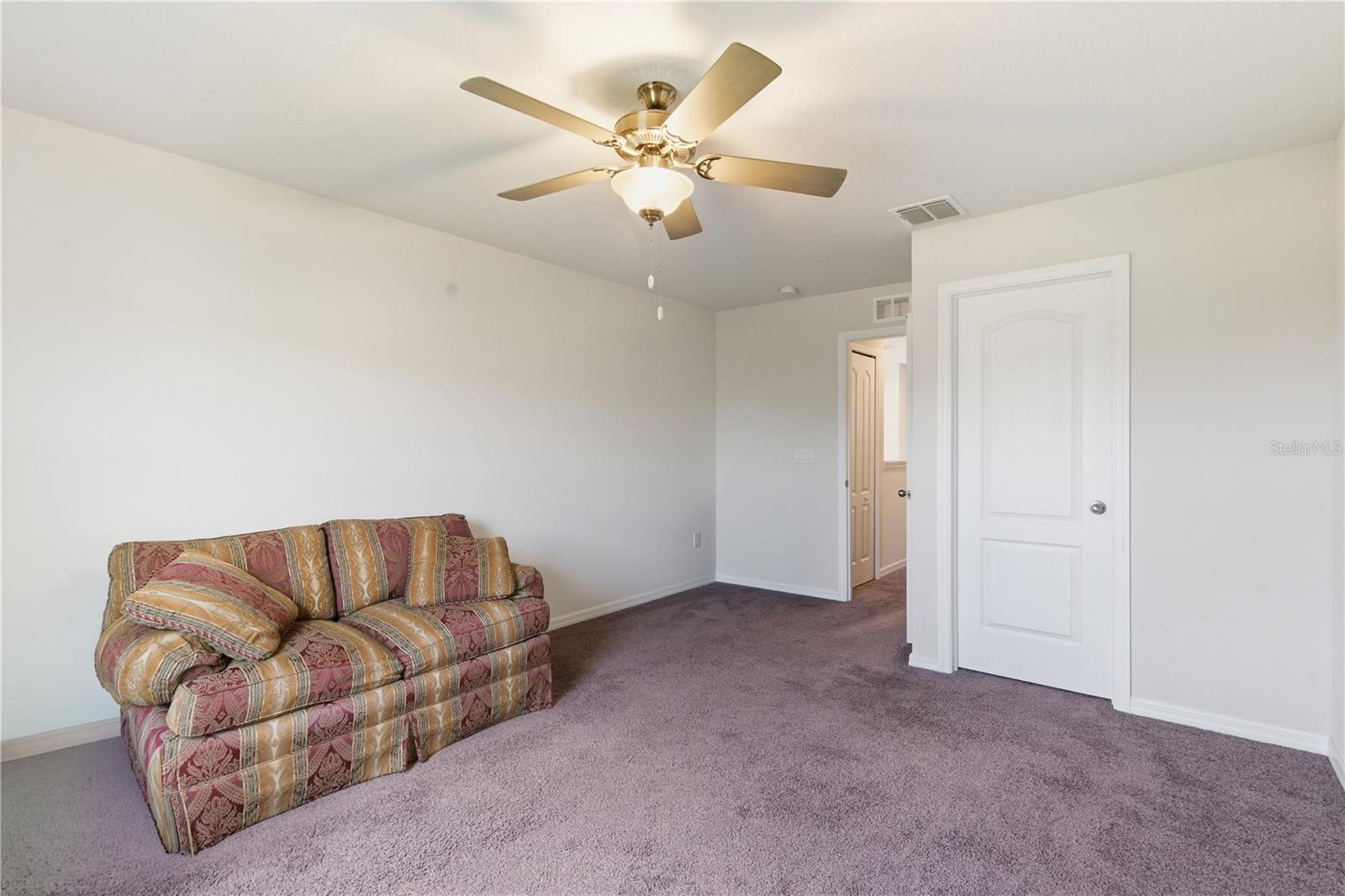 BROADWAY CENTRE TWNHMS - Residential