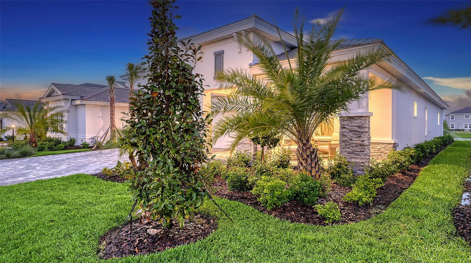 17811 ROOST PLACE