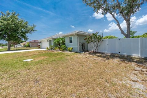 A home in PORT CHARLOTTE