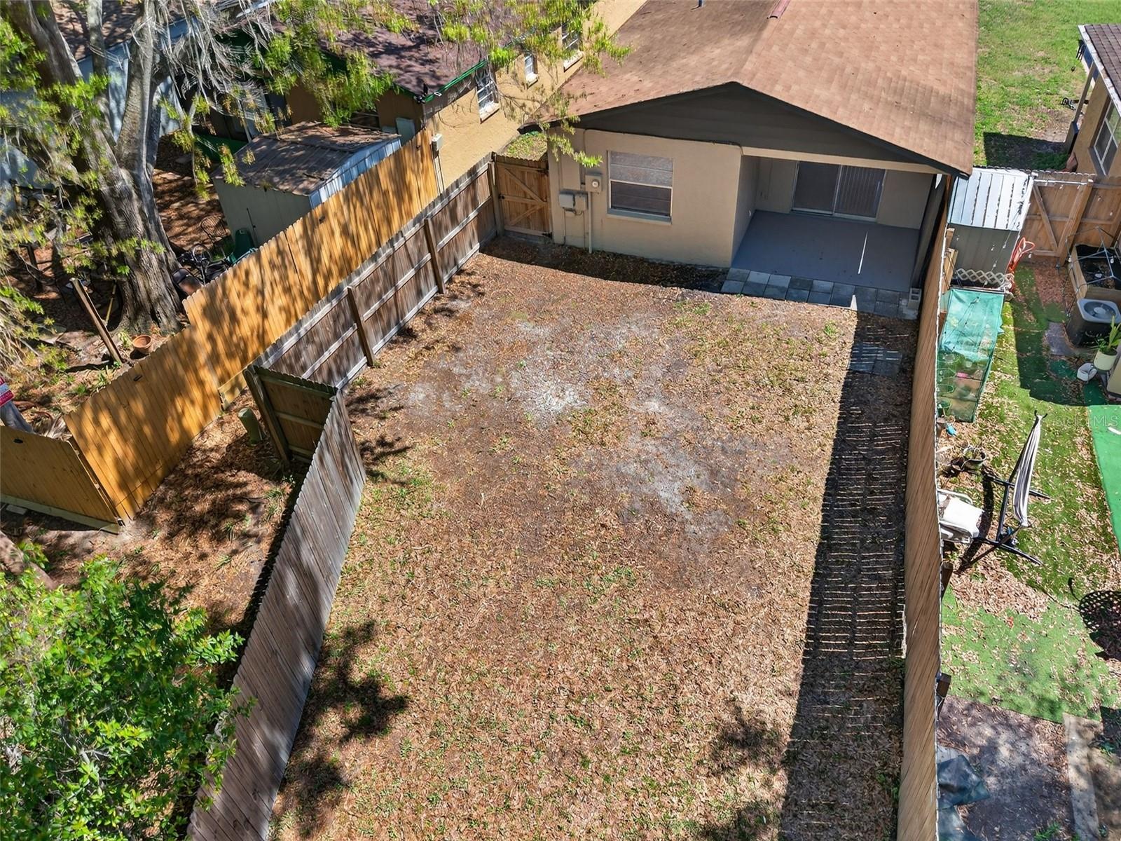 WILLOW LAKE - Residential