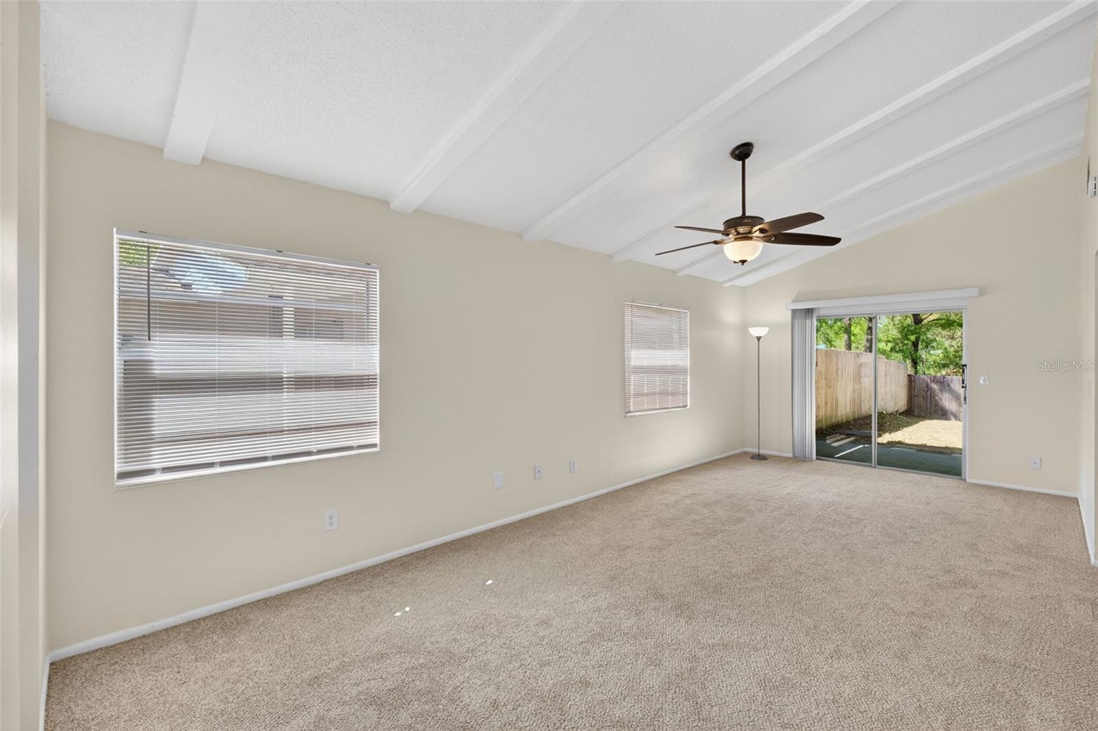 WILLOW LAKE - Residential