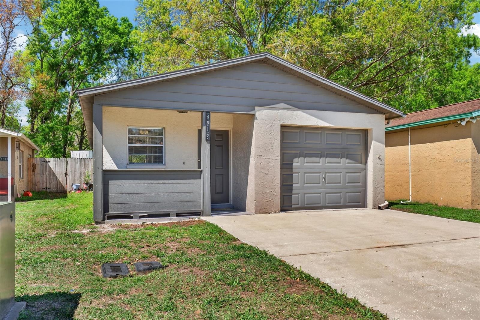 WILLOW LAKE - Residential