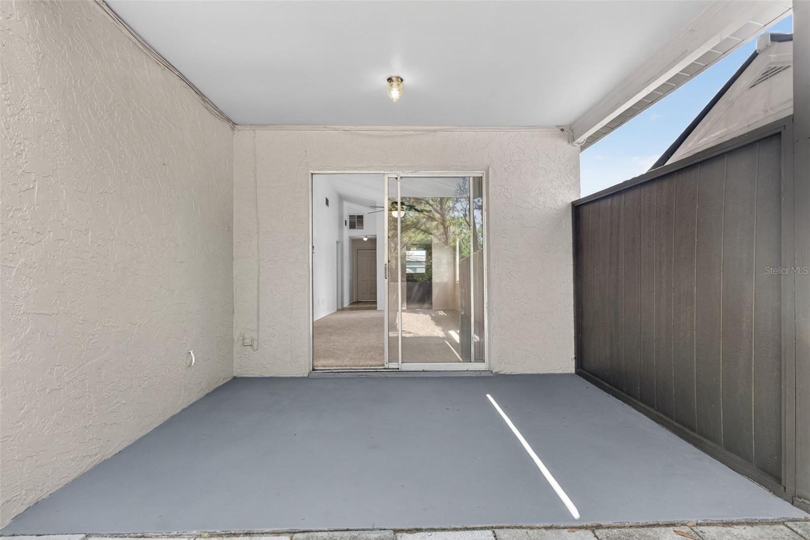 WILLOW LAKE - Residential