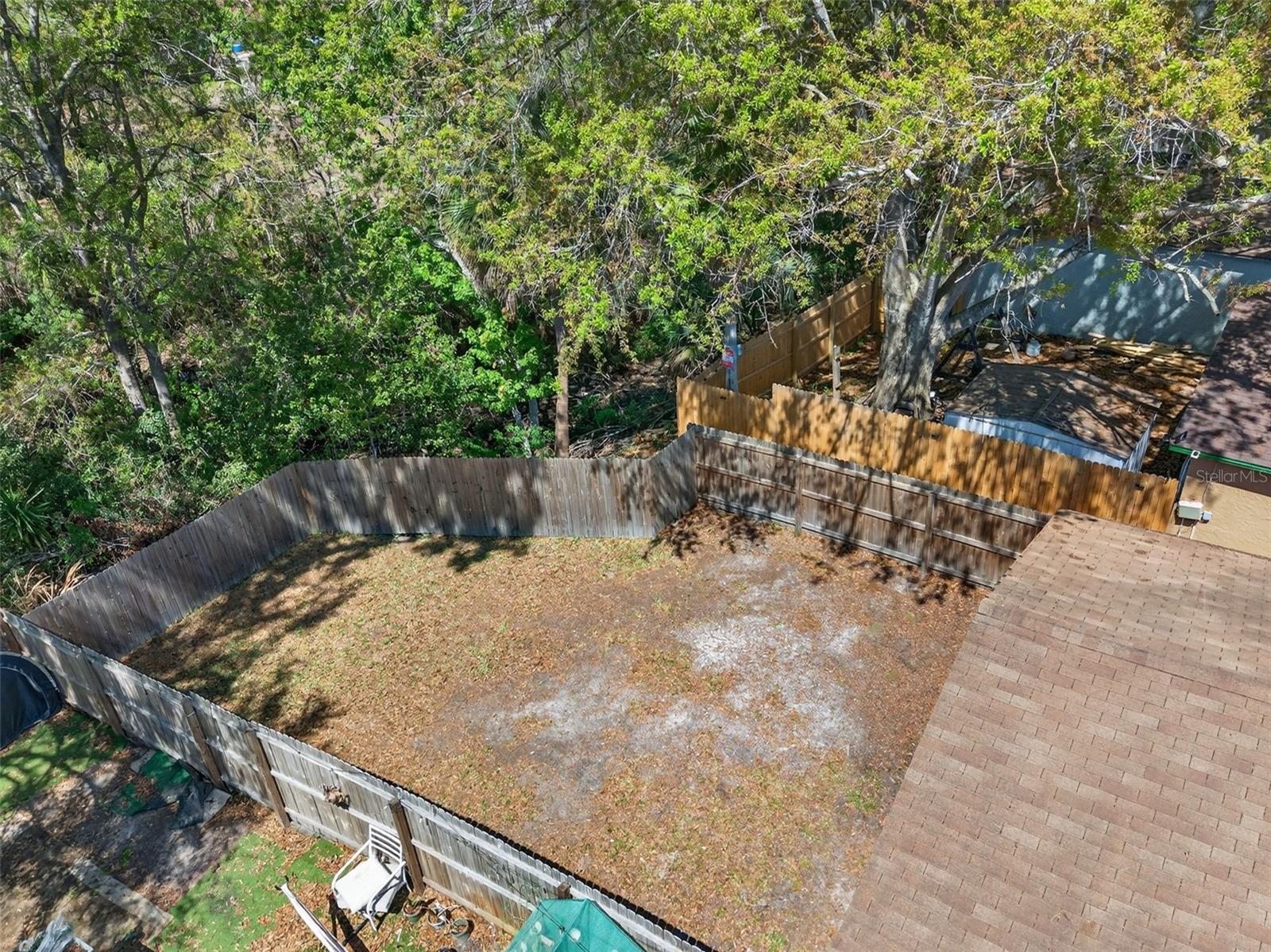 WILLOW LAKE - Residential