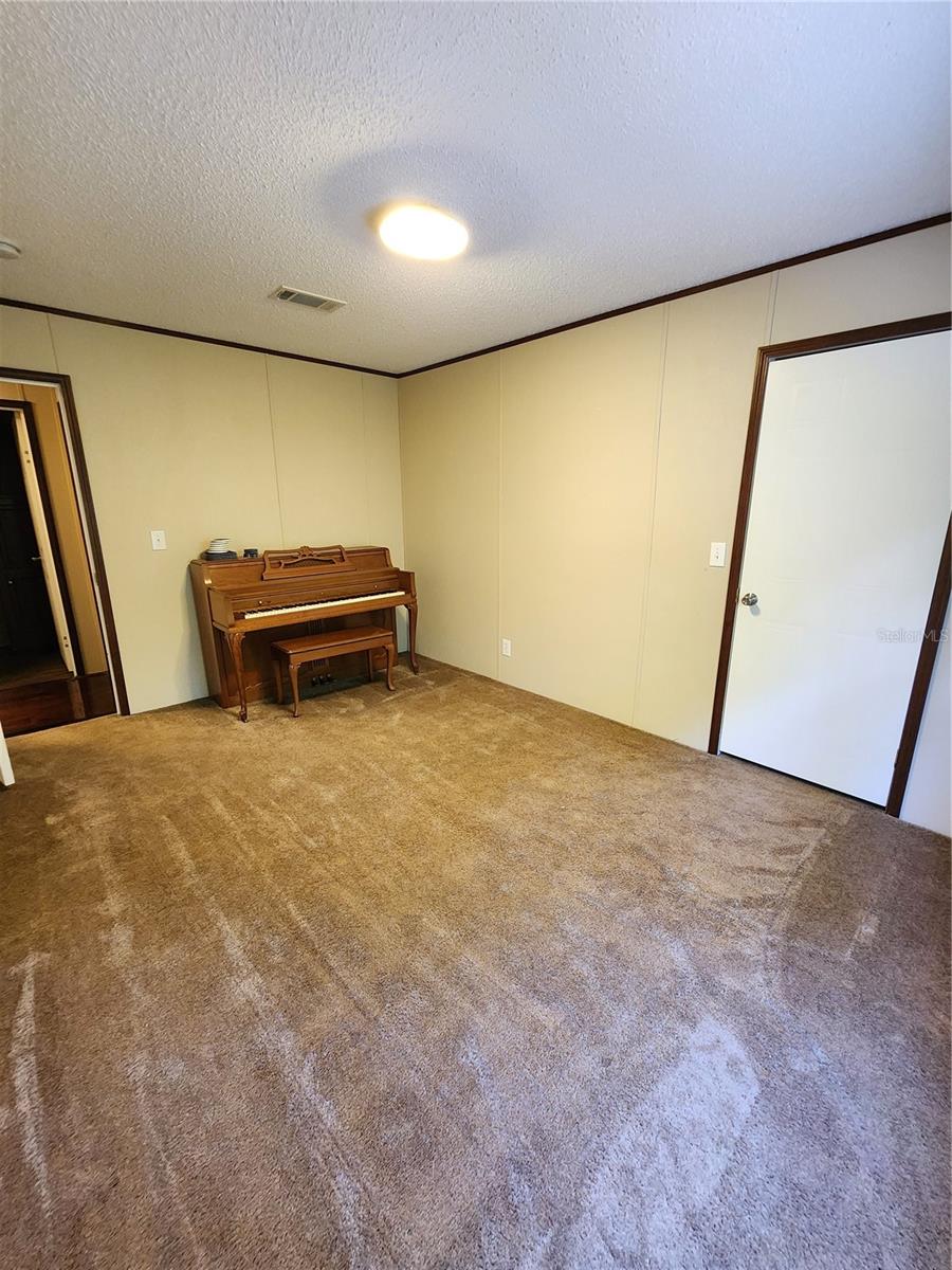 THREE RIVERS ESTATES - Residential