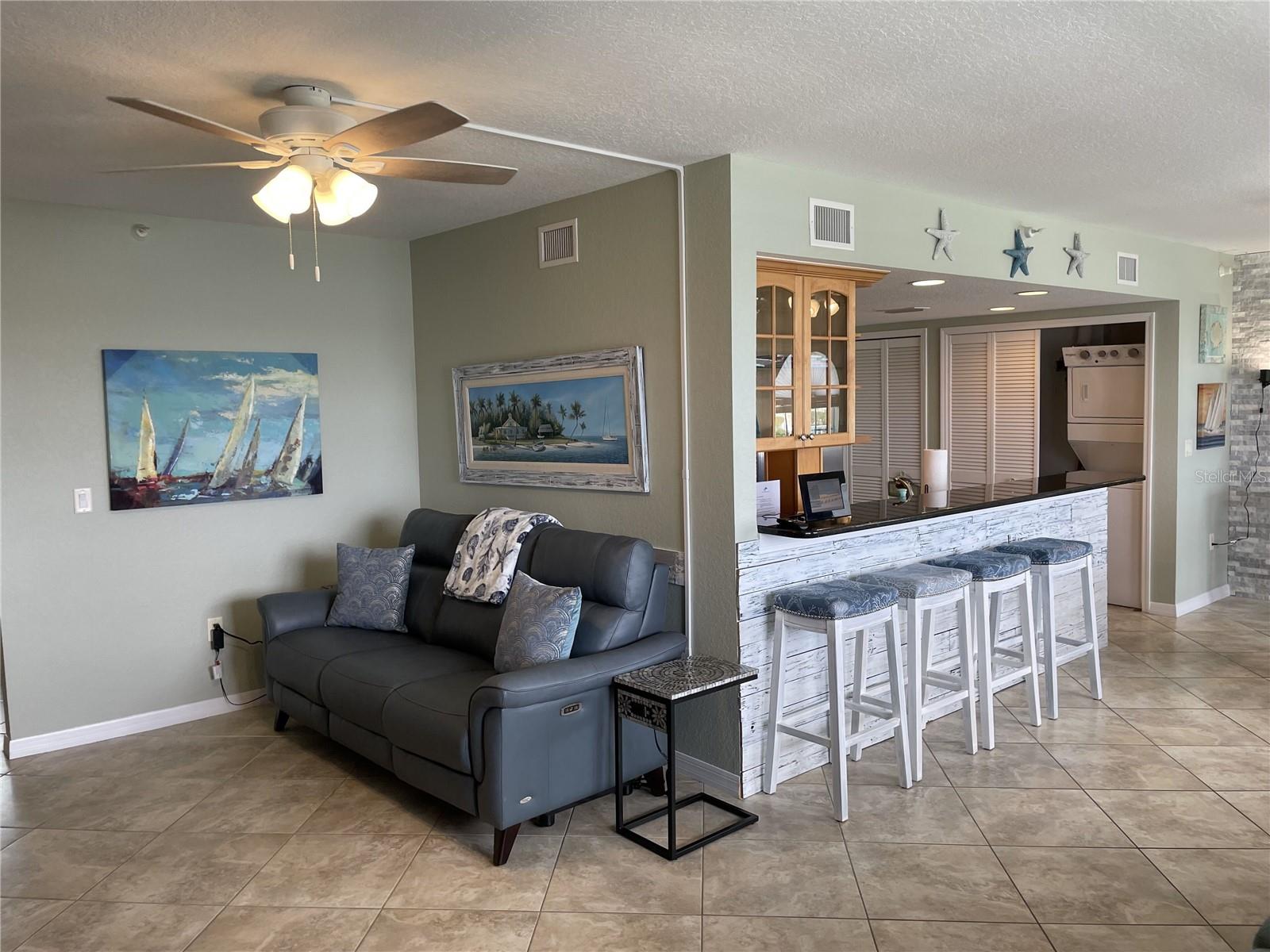 DOCKSIDE CONDO - Residential