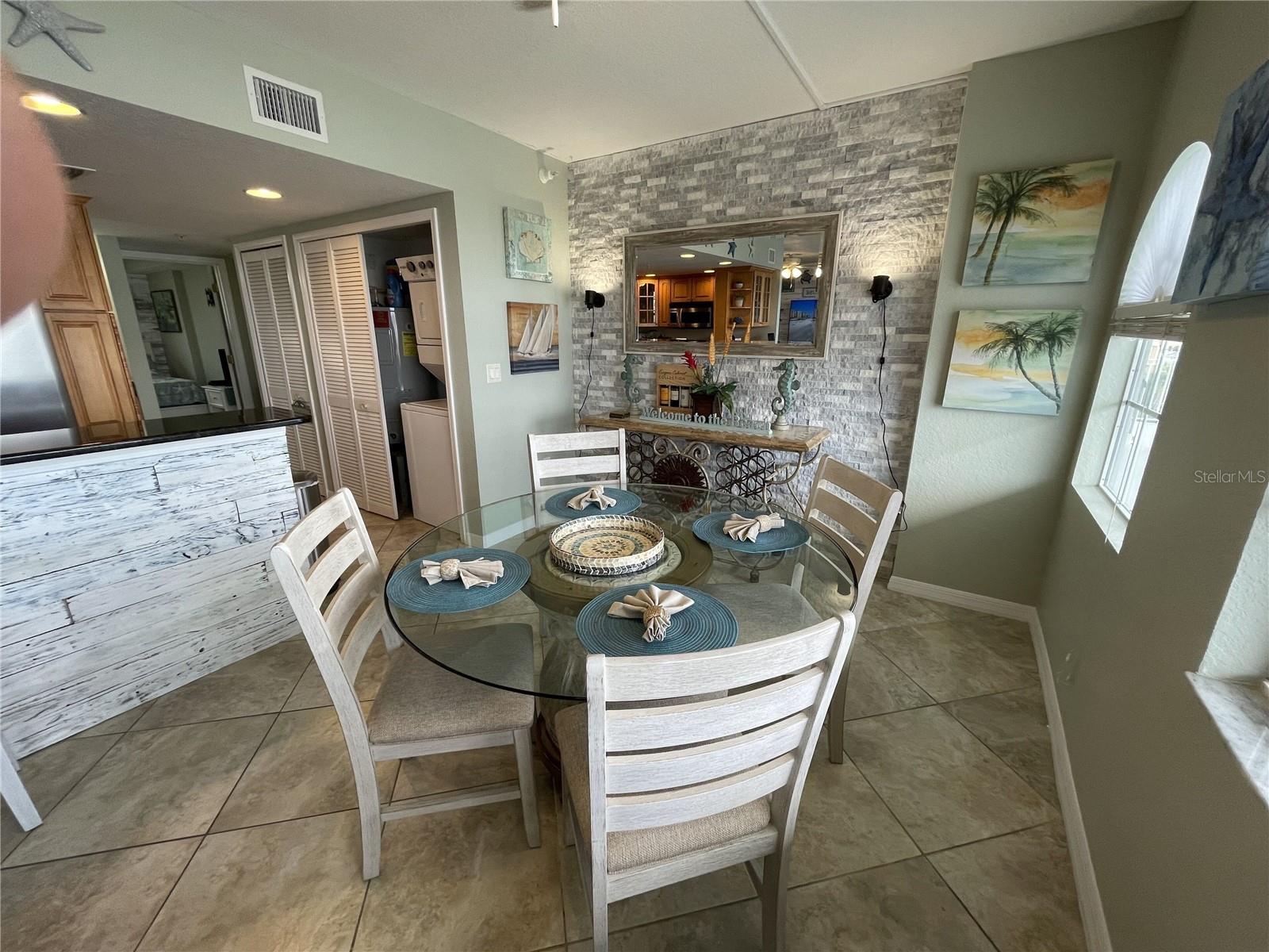 DOCKSIDE CONDO - Residential