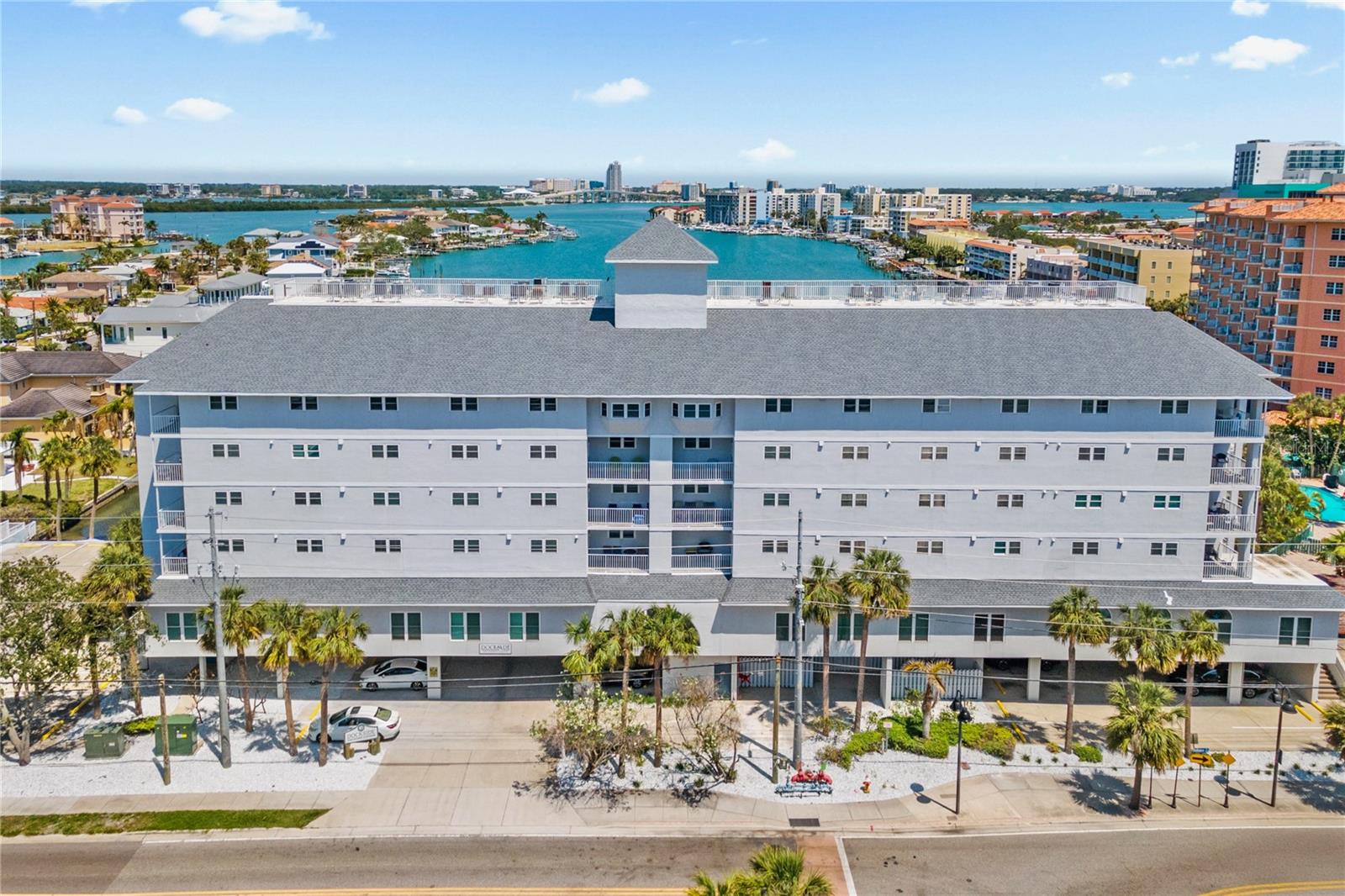 DOCKSIDE CONDO - Residential