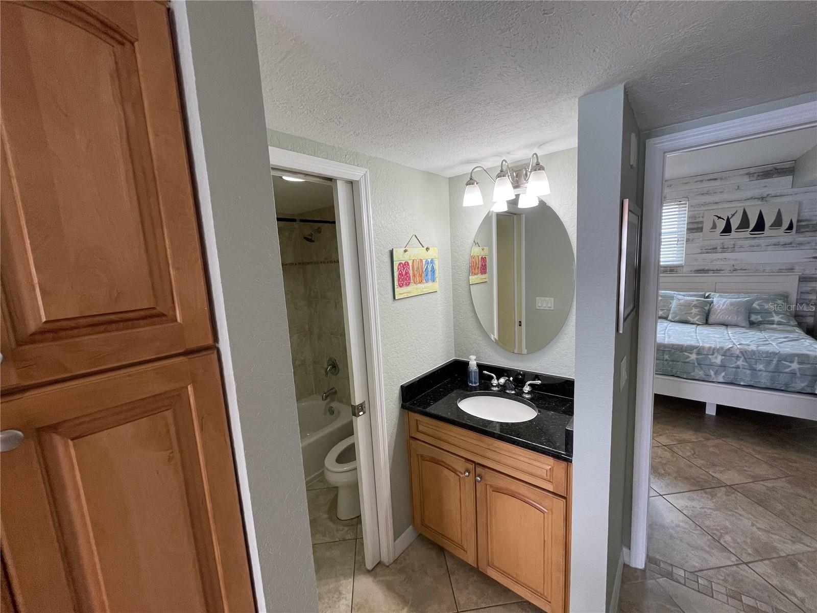 DOCKSIDE CONDO - Residential