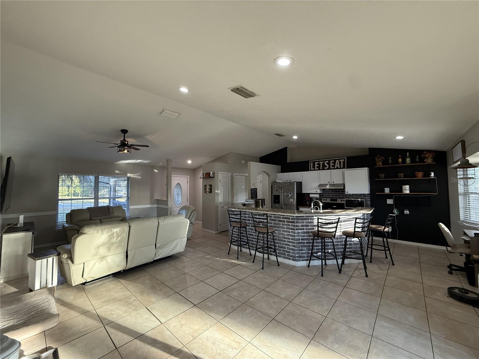 SILVER SPGS SHORES UN 22 - Residential