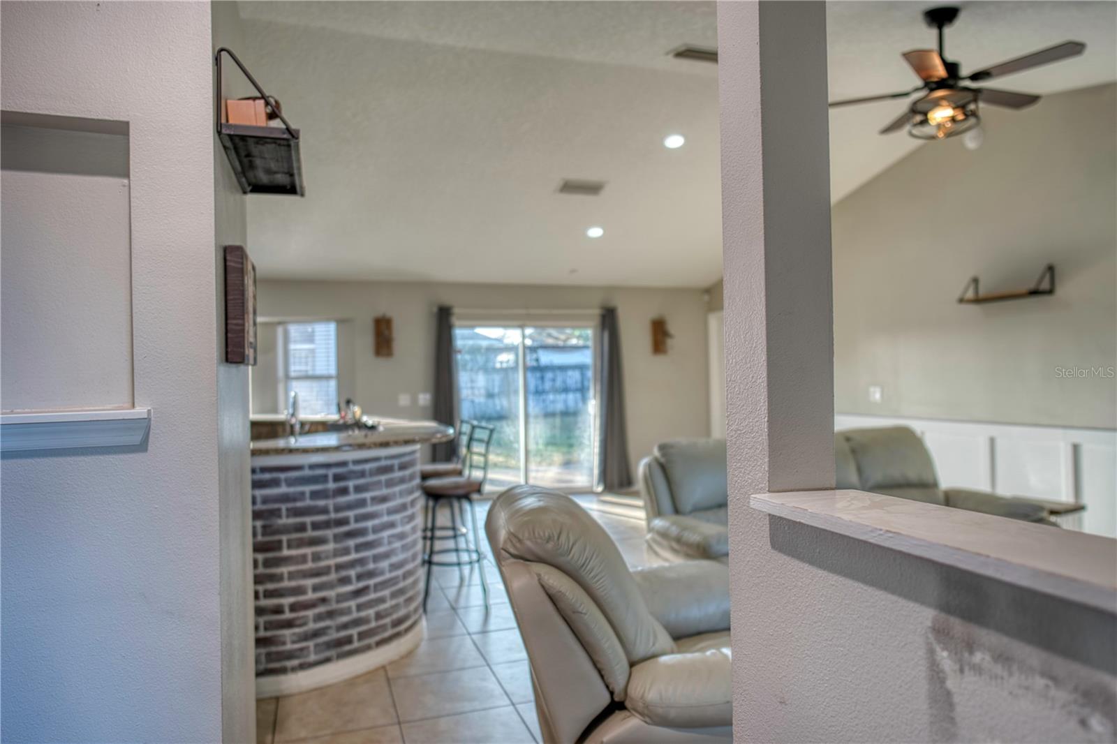 SILVER SPGS SHORES UN 22 - Residential