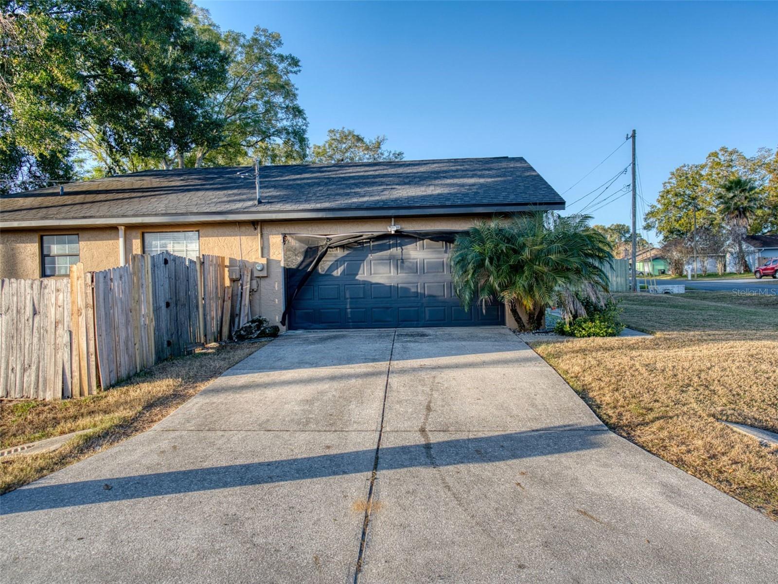 SILVER SPGS SHORES UN 22 - Residential