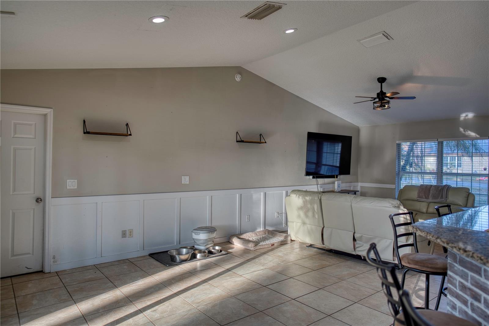 SILVER SPGS SHORES UN 22 - Residential