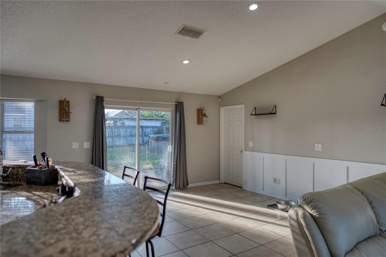 SILVER SPGS SHORES UN 22 - Residential