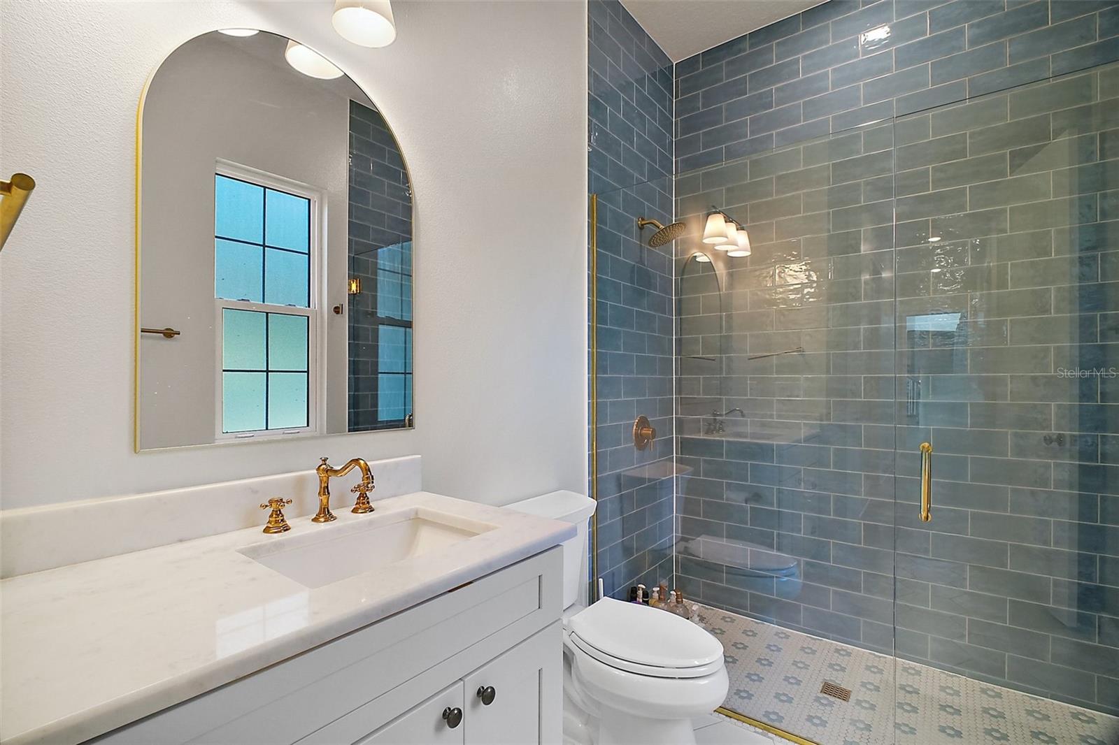 NORRIS DUPONT & GAUDRY GRANT - Residential