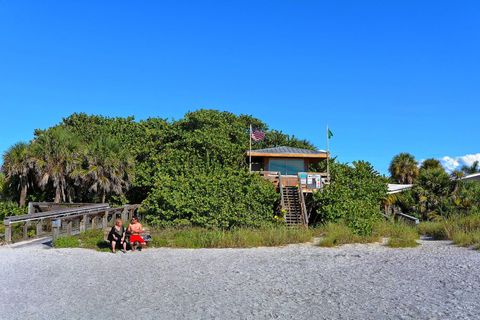 A home in VENICE