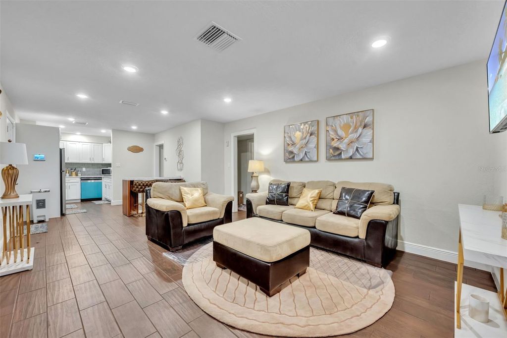 Photo of 1221 Elinore Drive, Orlando, FL 32808 (MLS # O6423646)