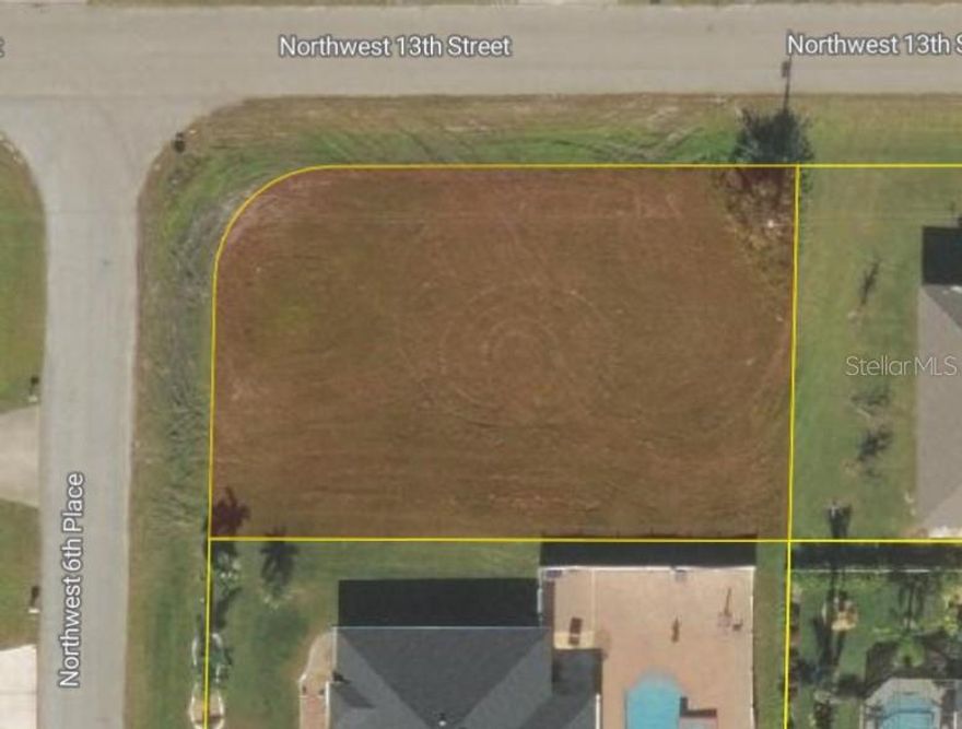 CLEARED CORNER LOT - Located at the corner of NW 13th Street and NW 6th Place. This is located in Unit
38 of Cape Coral. Nice building lot for your future home. NOT in a Flood Zone. This lot is located in one of
Cape Coral’s fast growing areas. Located not far from Schools, the Northwest Softball Complex, Cape Coral
Public Library and only 3 miles from dining and other amenities. Come check out this great location.