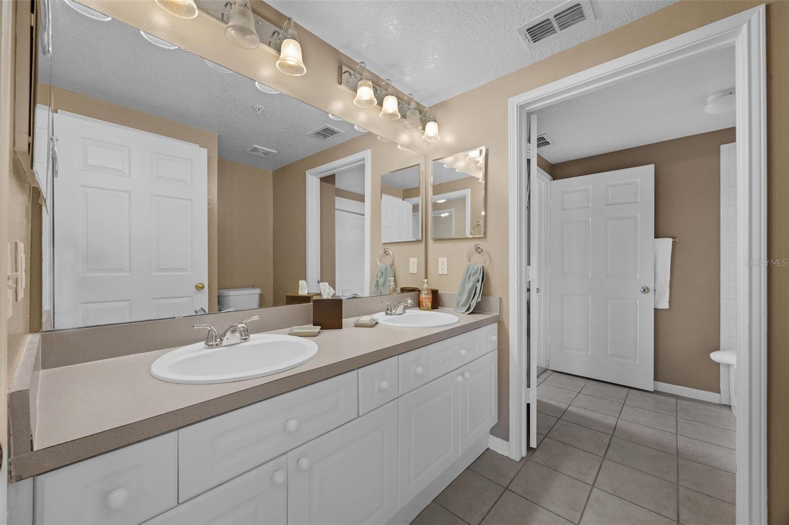 GEORGETOWN AT CELEBRATION CONDO - Residential