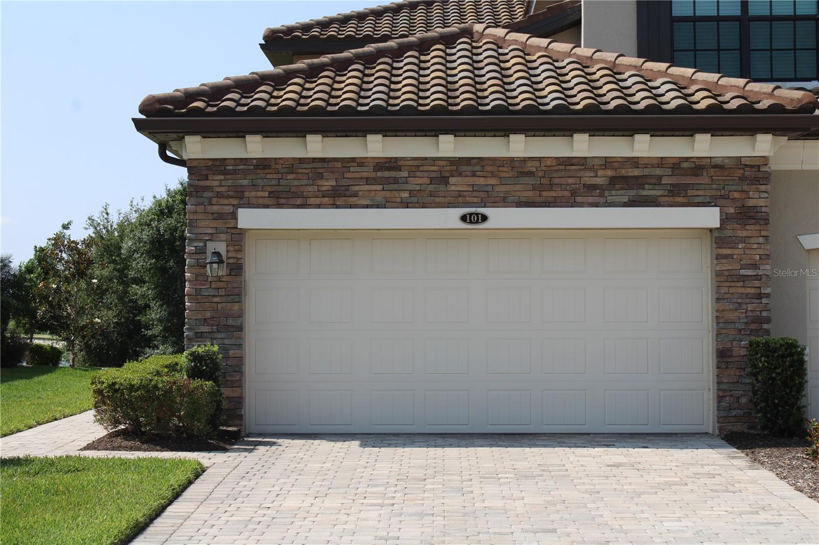 LAKEWOOD NATIONAL - Residential Lease
