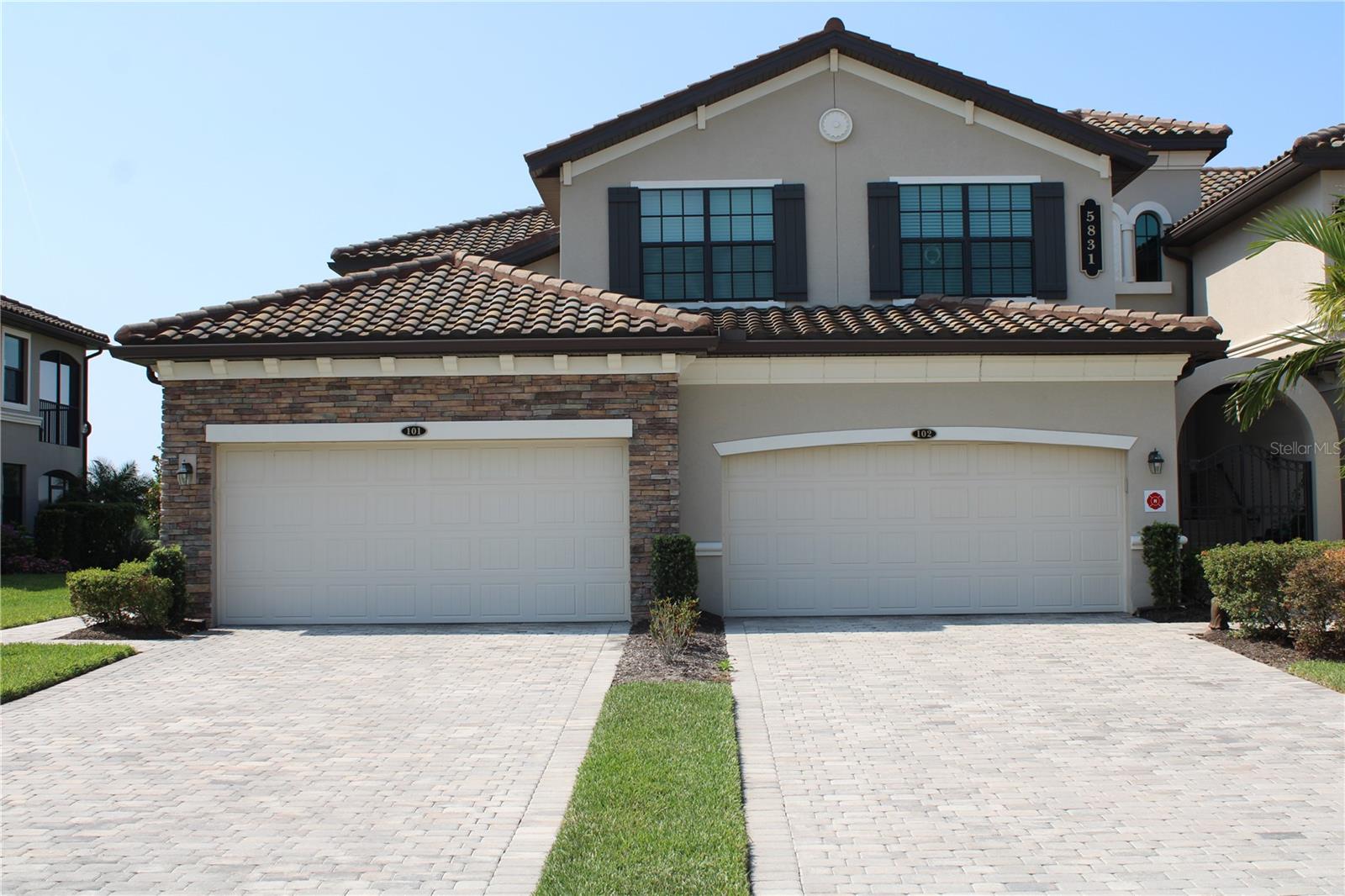 LAKEWOOD NATIONAL - Residential Lease