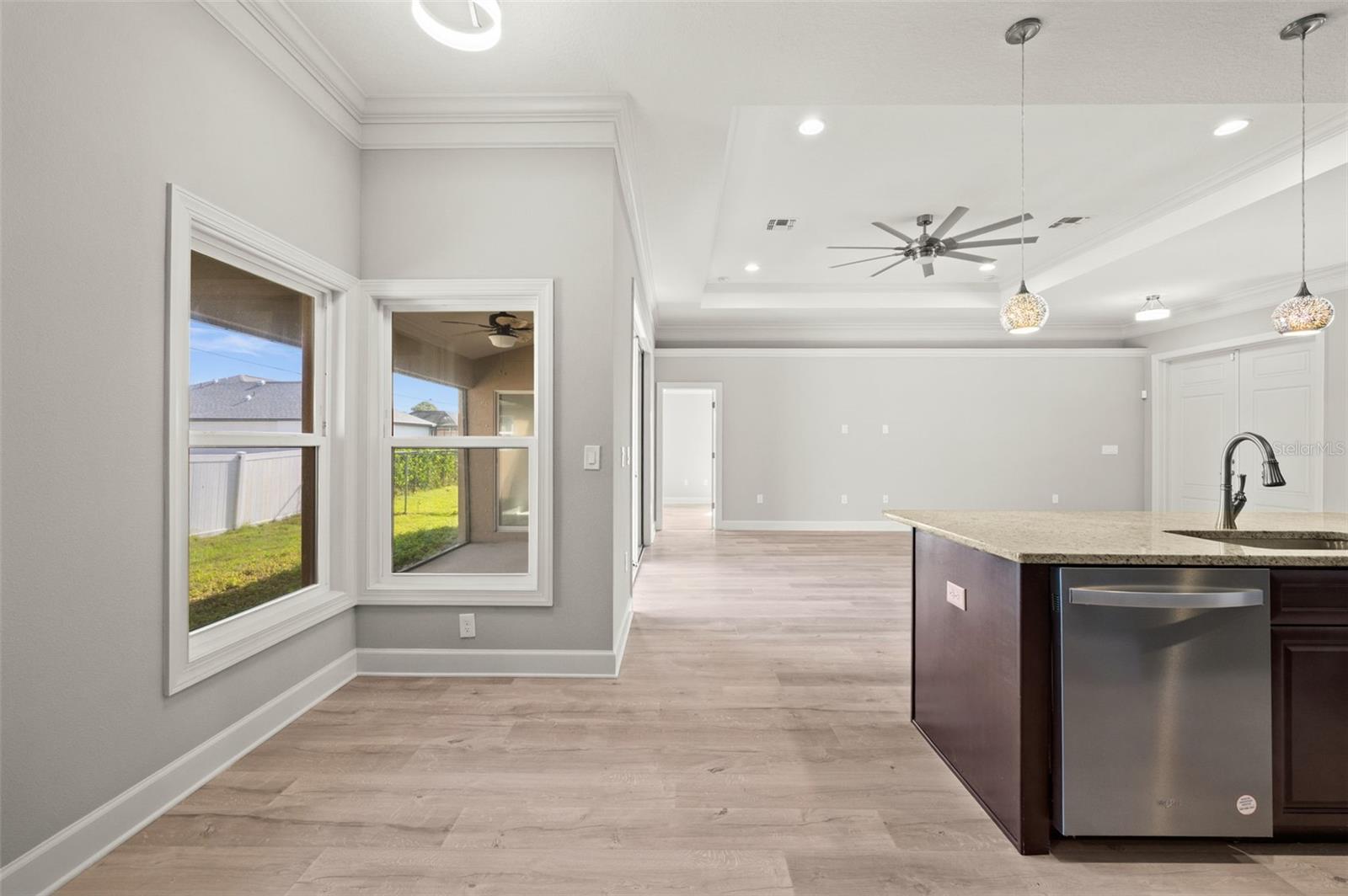 SOUTH VENICE - Residential