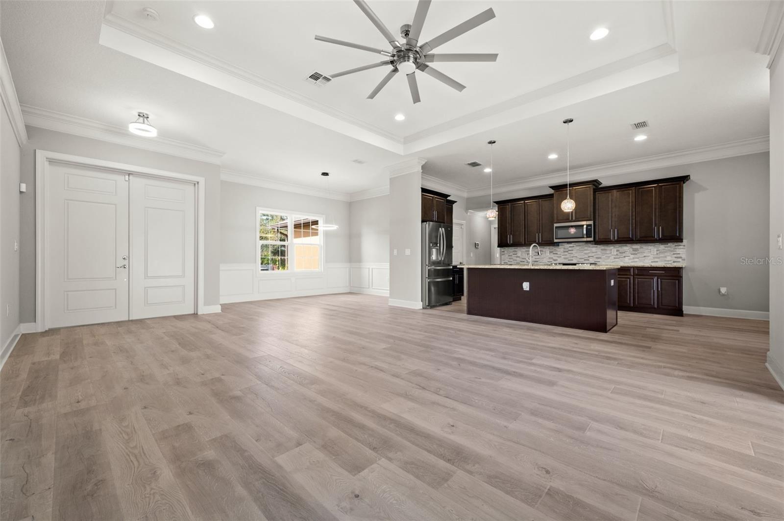 SOUTH VENICE - Residential