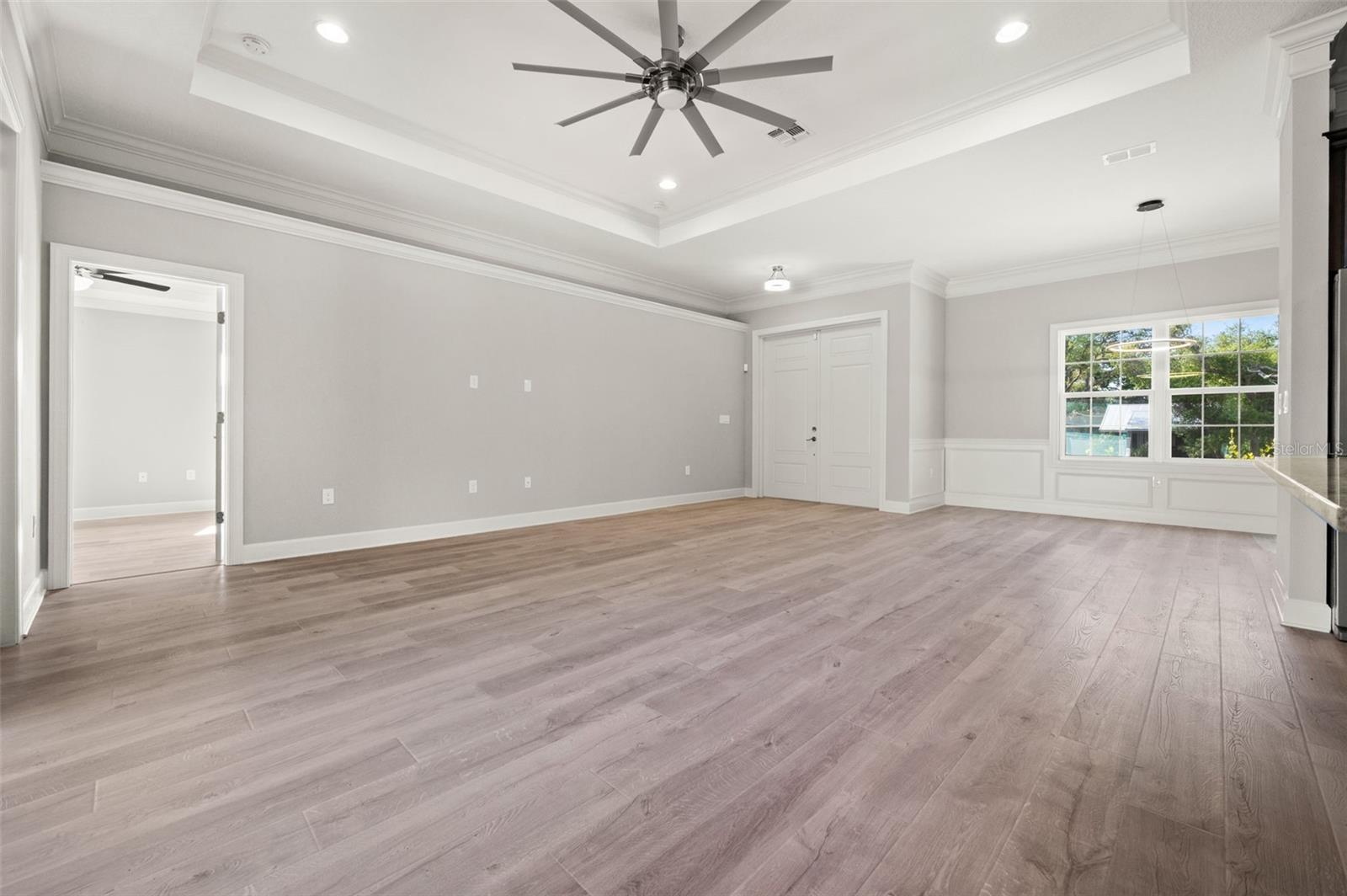 SOUTH VENICE - Residential