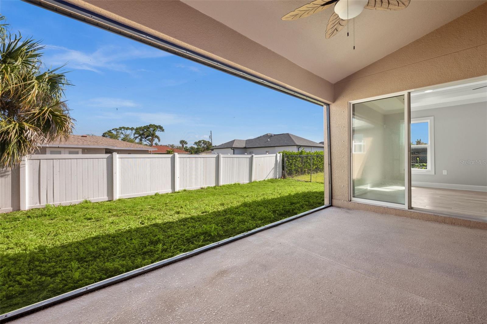 SOUTH VENICE - Residential