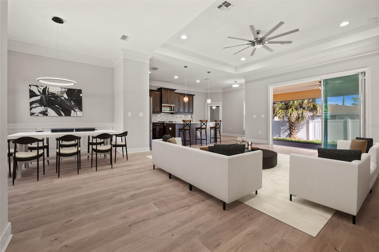 SOUTH VENICE - Residential