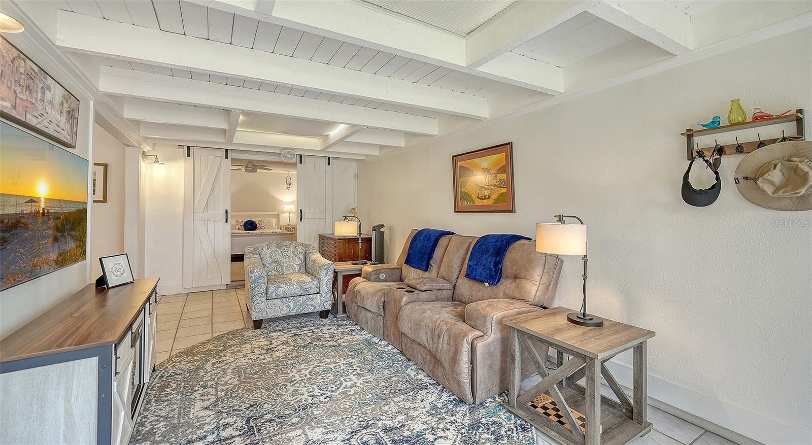 HAMMOCKS II - Residential