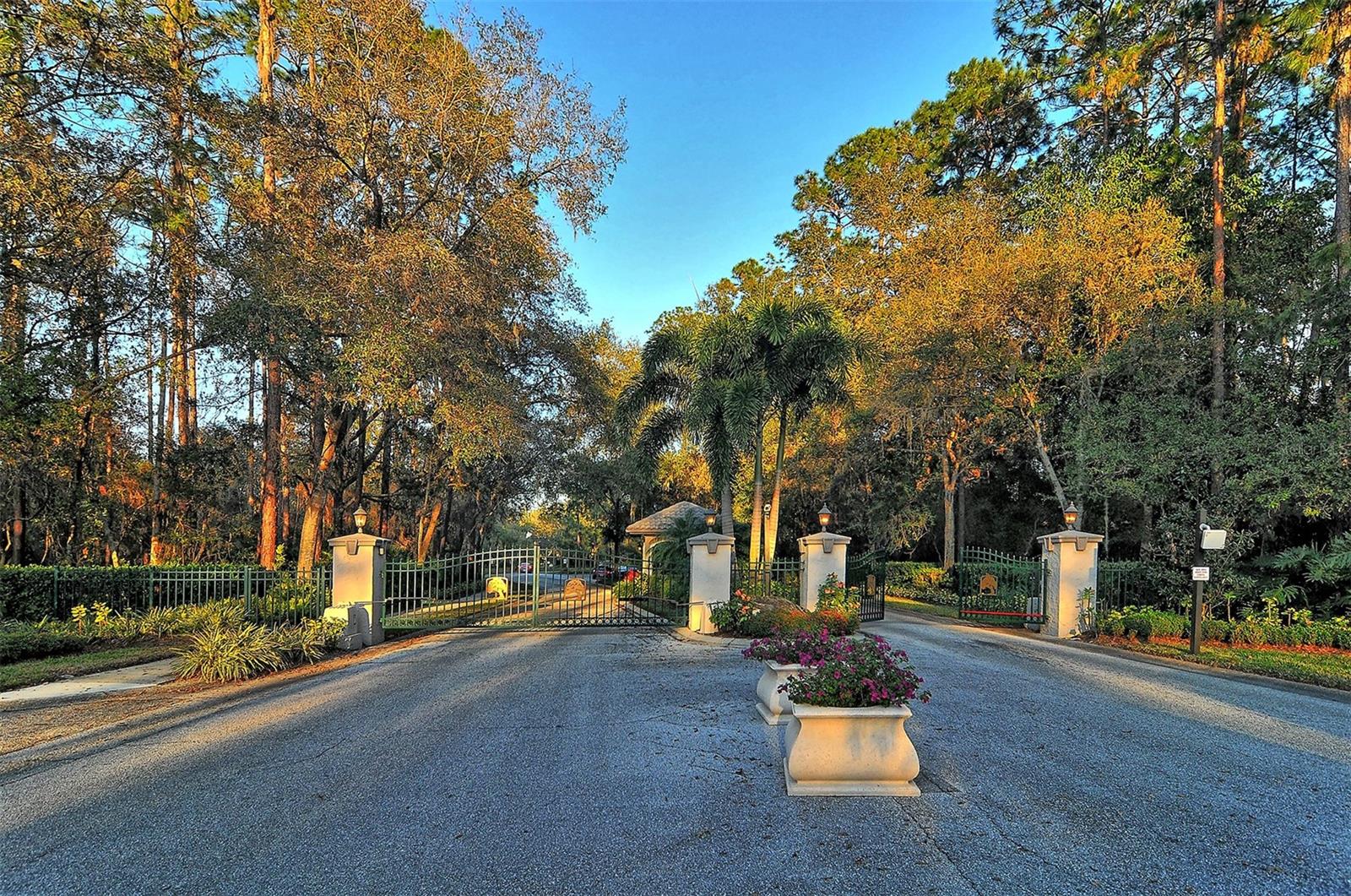 HAMMOCKS II - Residential