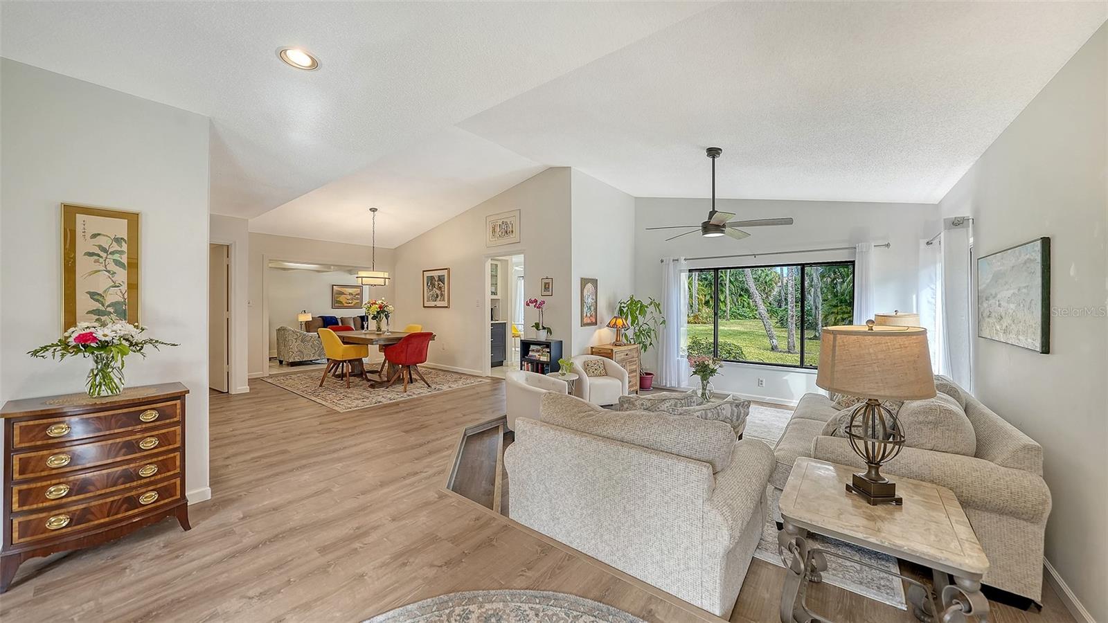 HAMMOCKS II - Residential