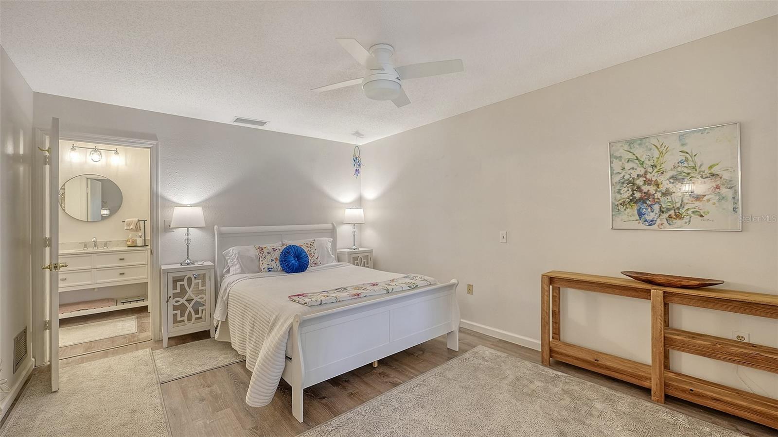 HAMMOCKS II - Residential