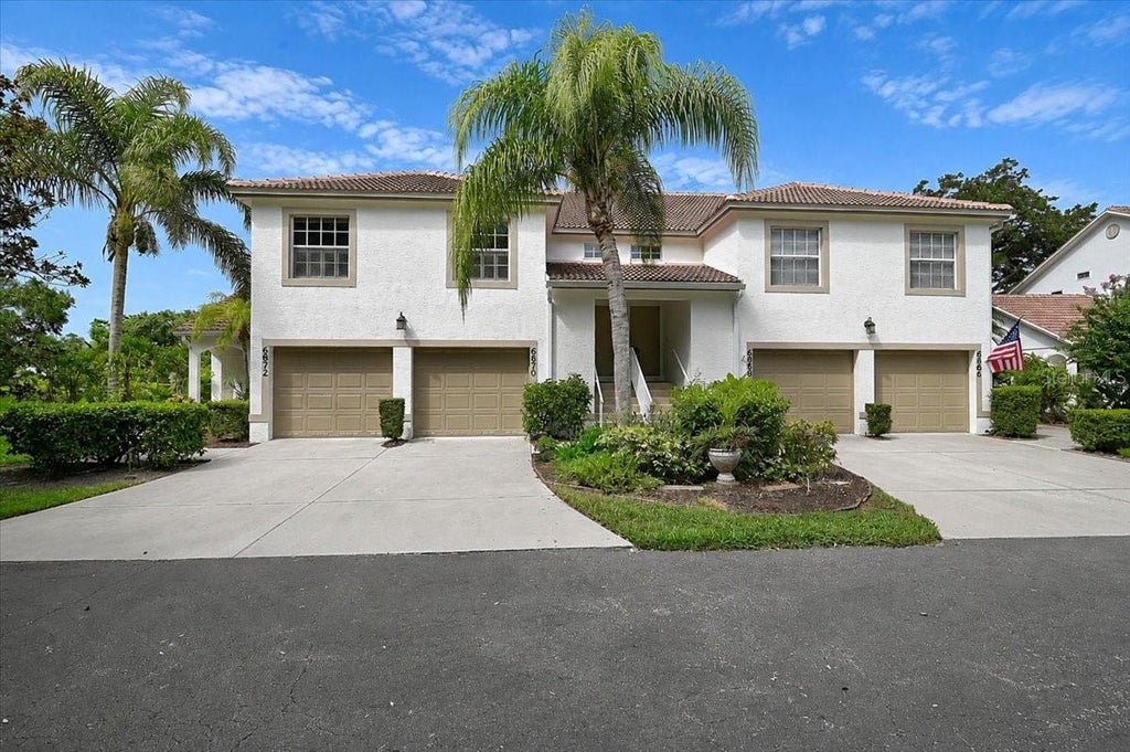 Photo of 6870 Fairview Terrace, Bradenton, FL 34203 (MLS # A4698758)