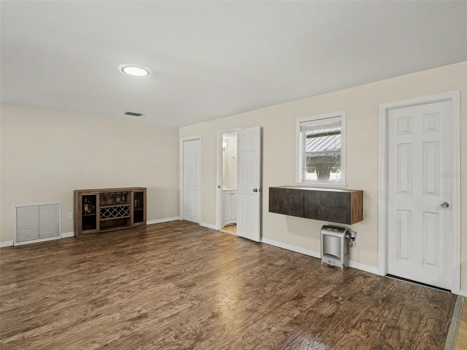 BELLEVUE TERRACE - Residential