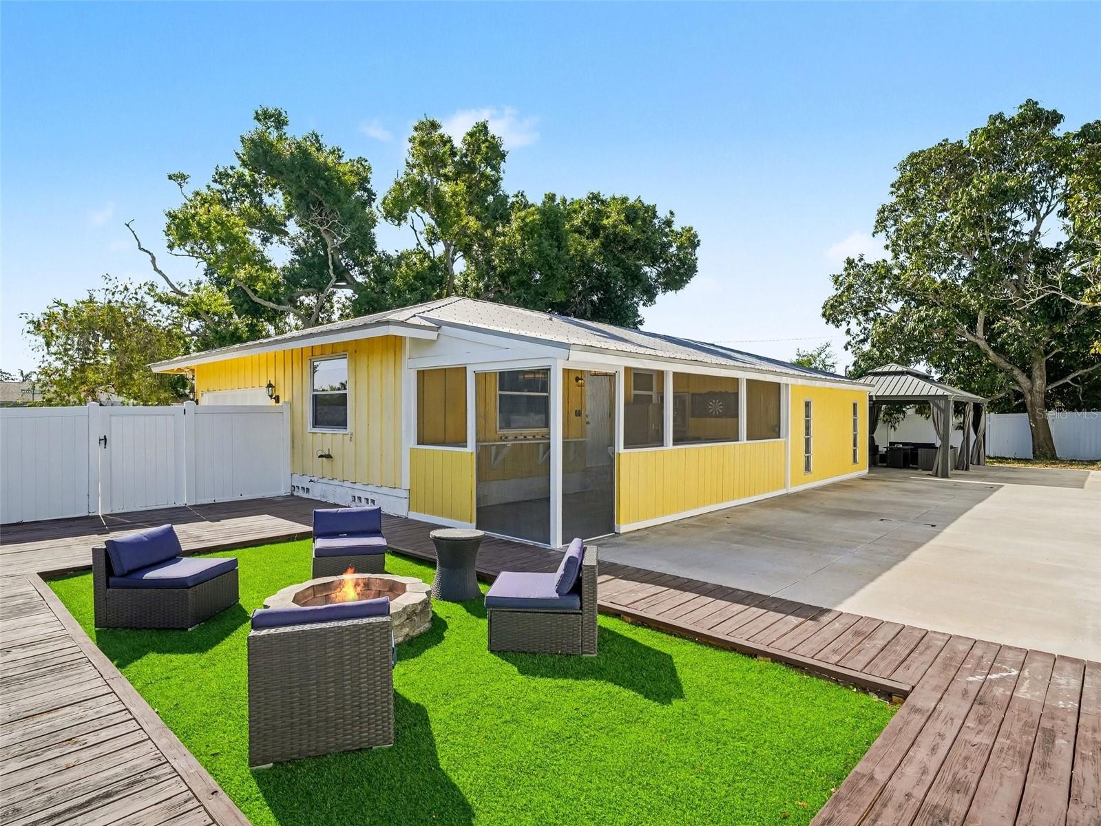 BELLEVUE TERRACE - Residential