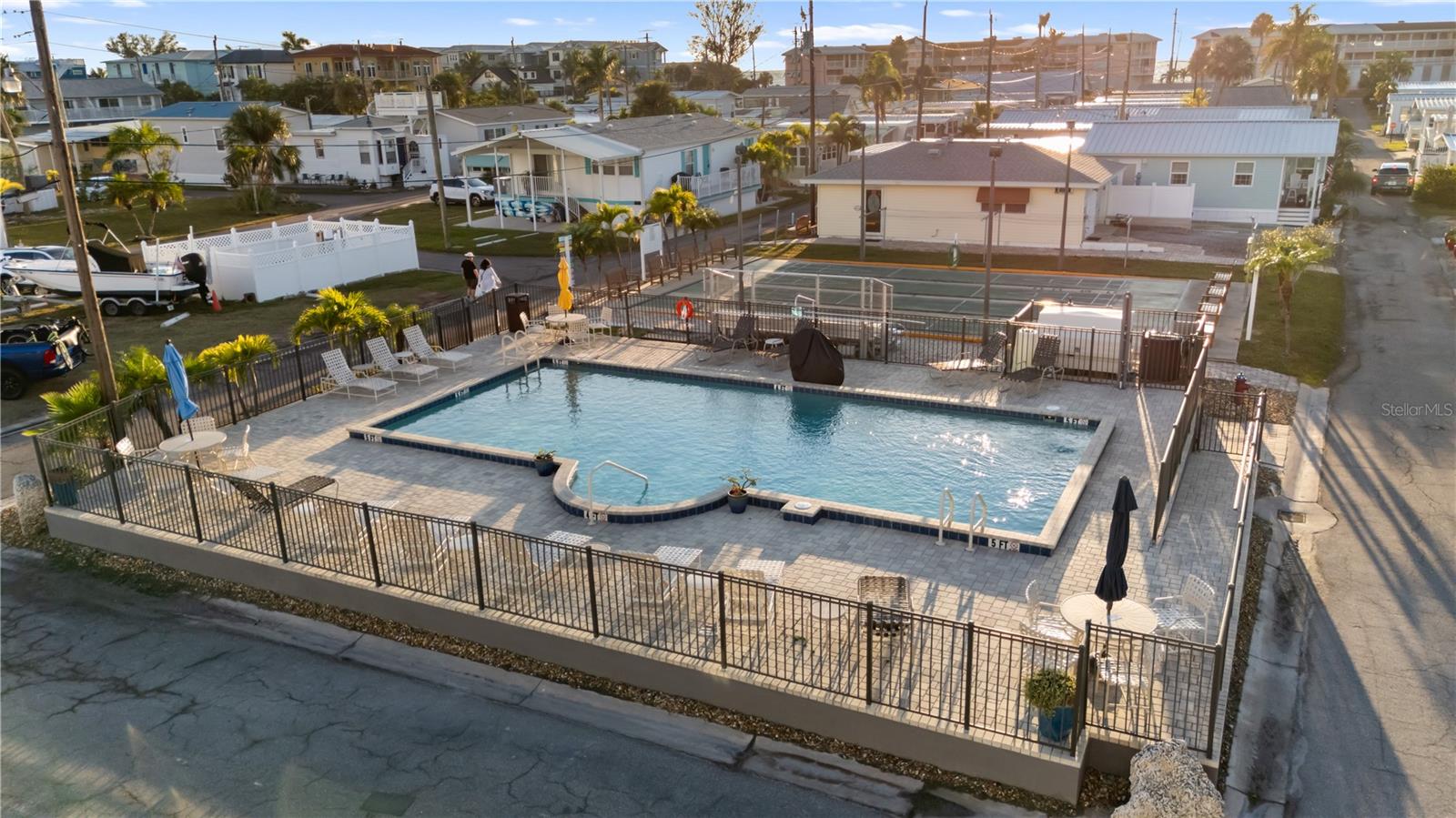 SANDPIPER RESORT CO-OP - Residential