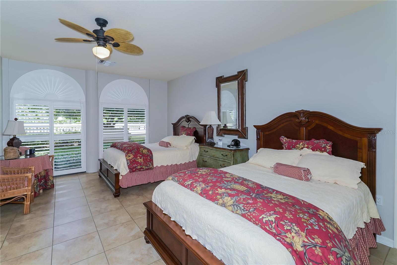 L AMBIANCE AT LONGBOAT KEY CLUB PH 02 - Residential
