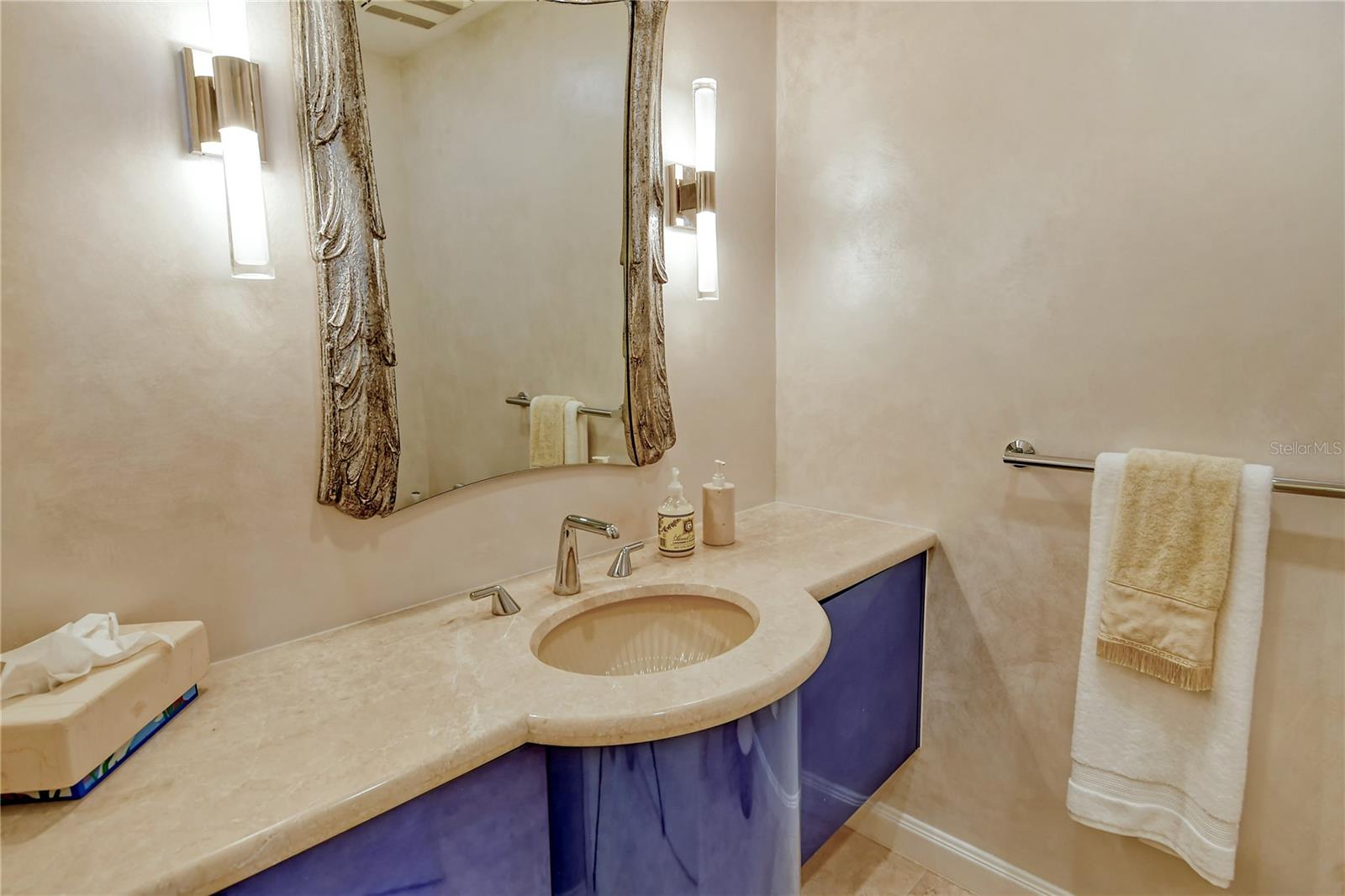 L AMBIANCE AT LONGBOAT KEY CLUB PH 02 - Residential