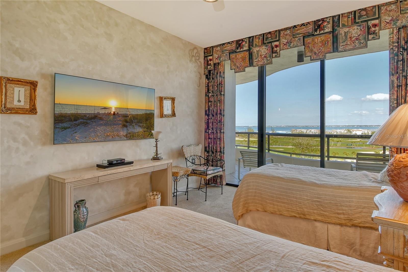 L AMBIANCE AT LONGBOAT KEY CLUB PH 02 - Residential