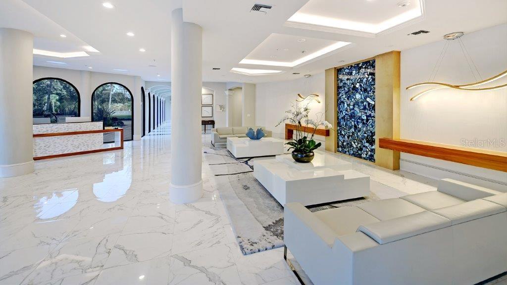 L AMBIANCE AT LONGBOAT KEY CLUB PH 02 - Residential