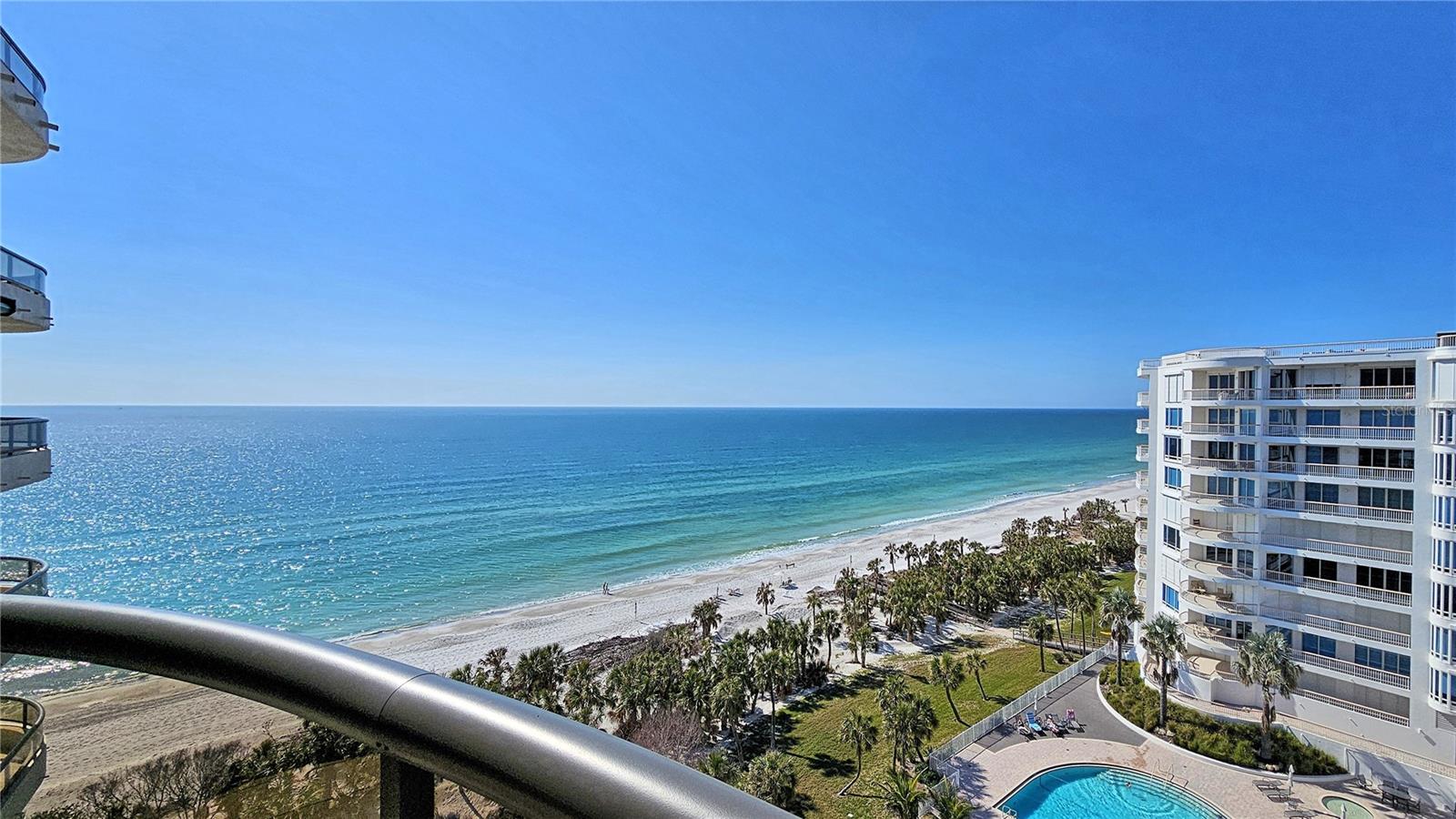 L AMBIANCE AT LONGBOAT KEY CLUB PH 02 - Residential
