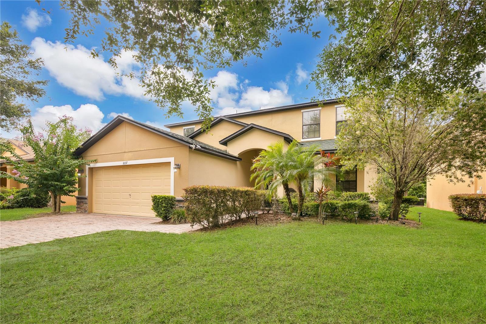 1037 CYPRESS POINTE BOULEVARD