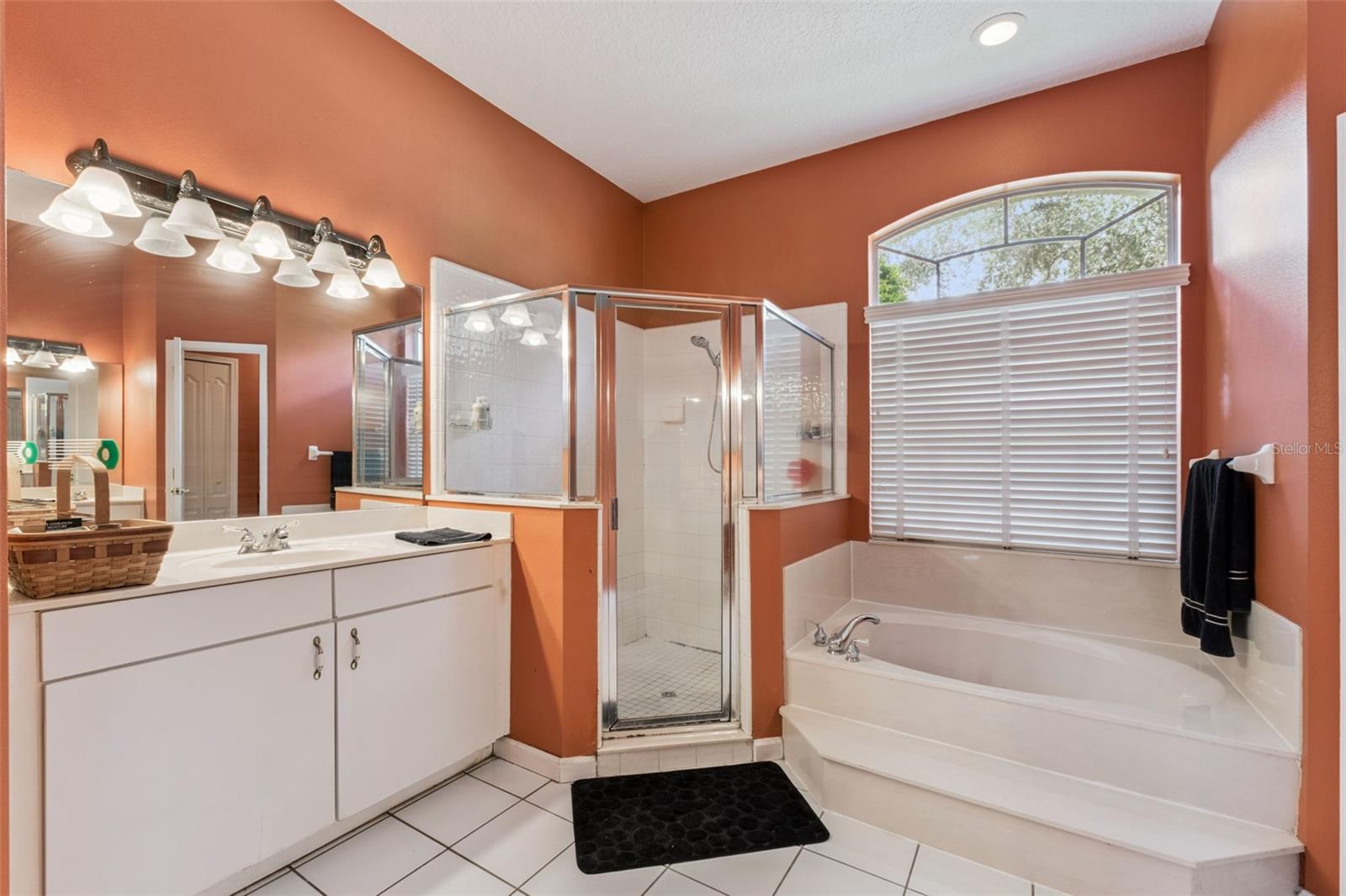 WINDING HOLLOW UNIT 2 - Residential