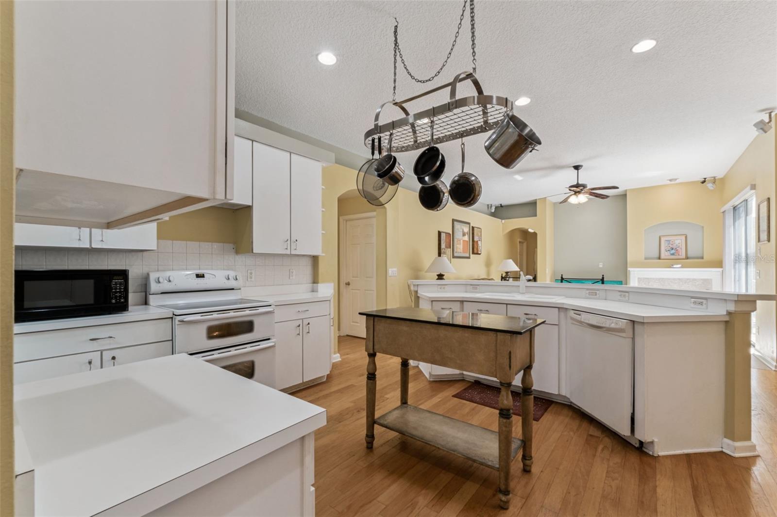 WINDING HOLLOW UNIT 2 - Residential