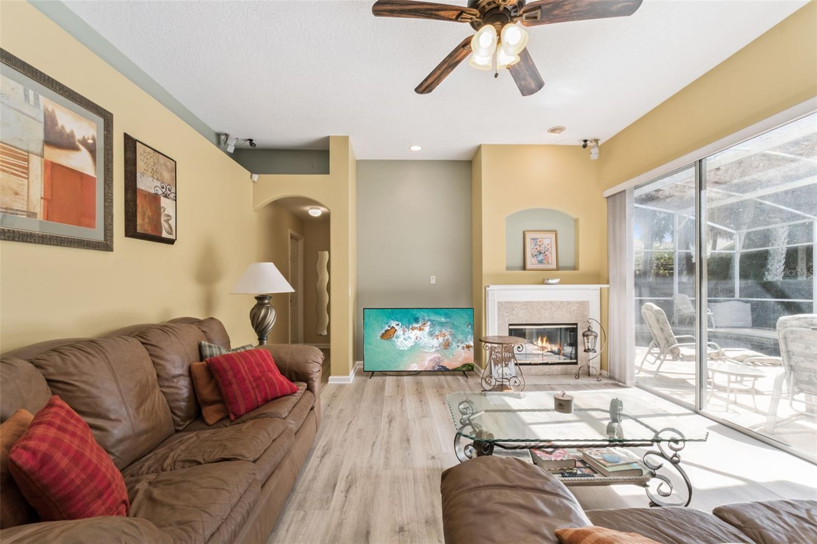 WINDING HOLLOW UNIT 2 - Residential